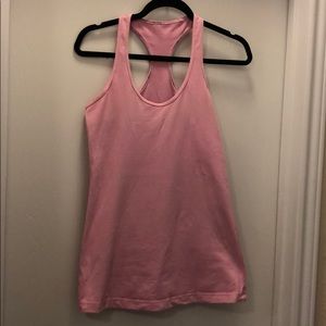 Lululemon workout top